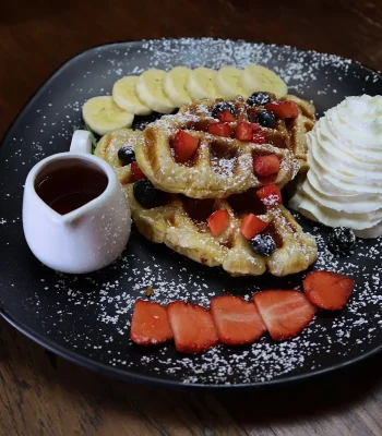 Qulture Lounge & cafe Desserts