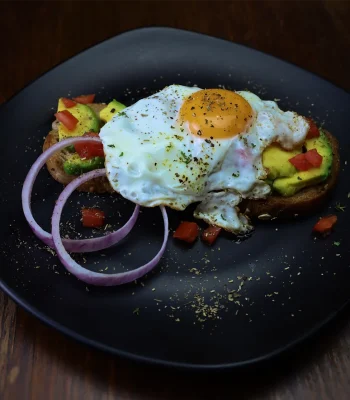 Qulture Lounge & cafe food